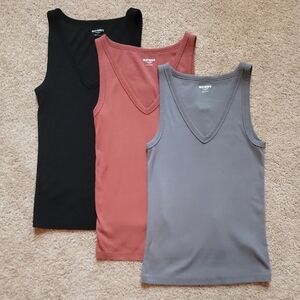 Bundle of 3 Old Navy First Layer V-Neck Fitted Tanks Size M